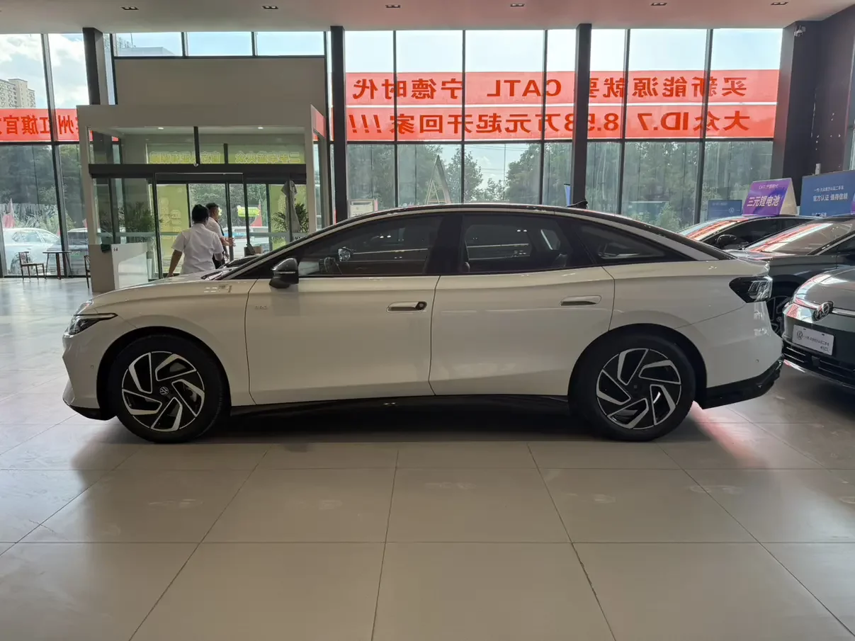 Volkswagen ID.7 VIZZION