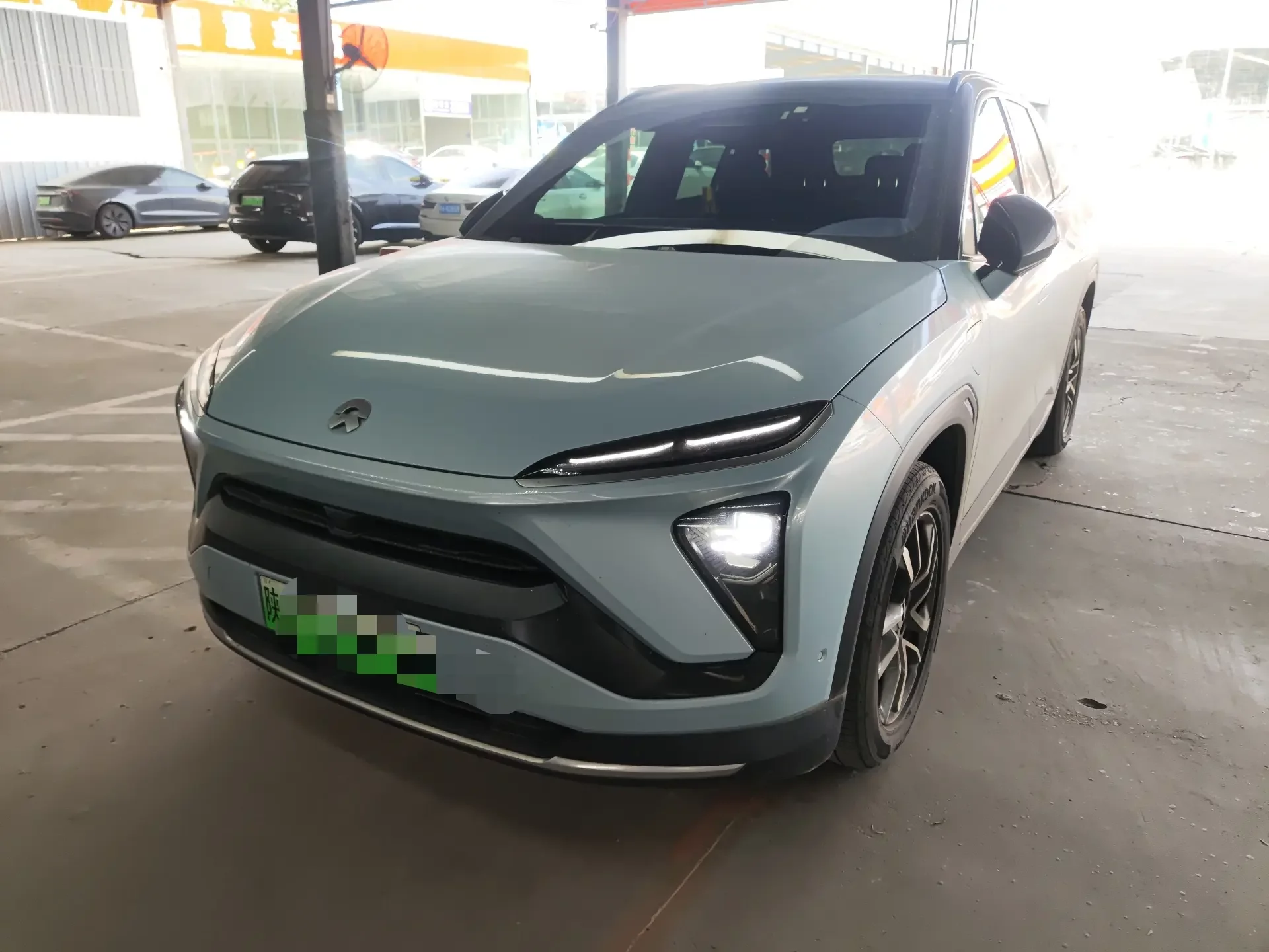NIO ES6