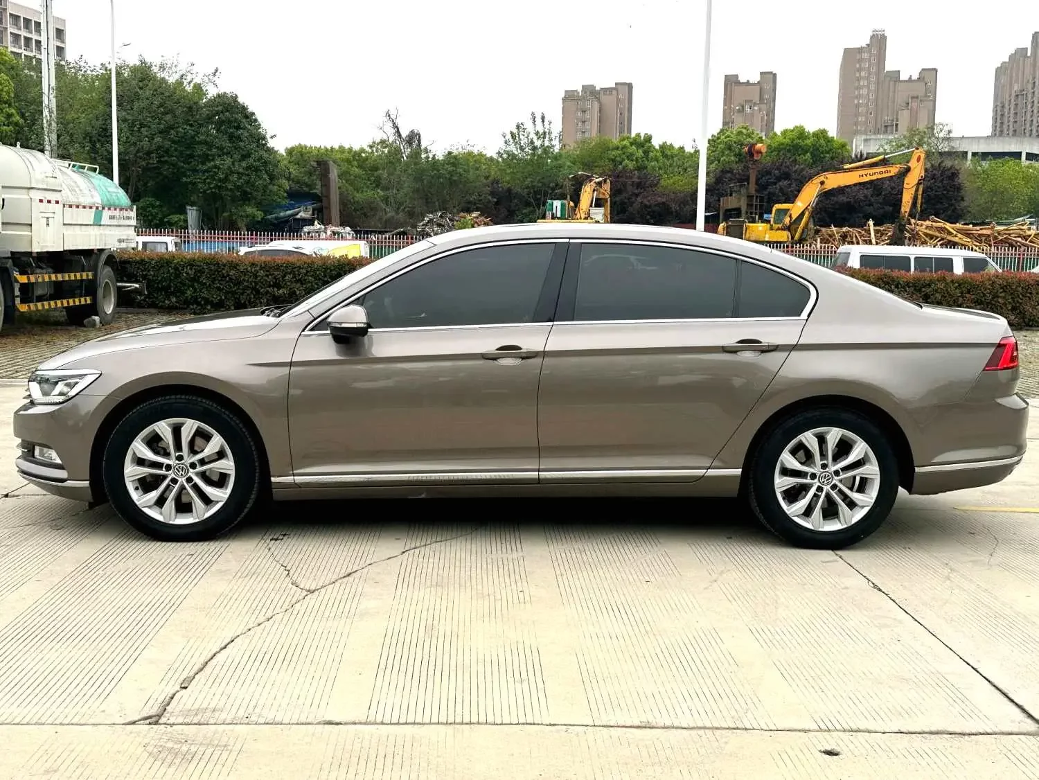 Volkswagen Magotan
