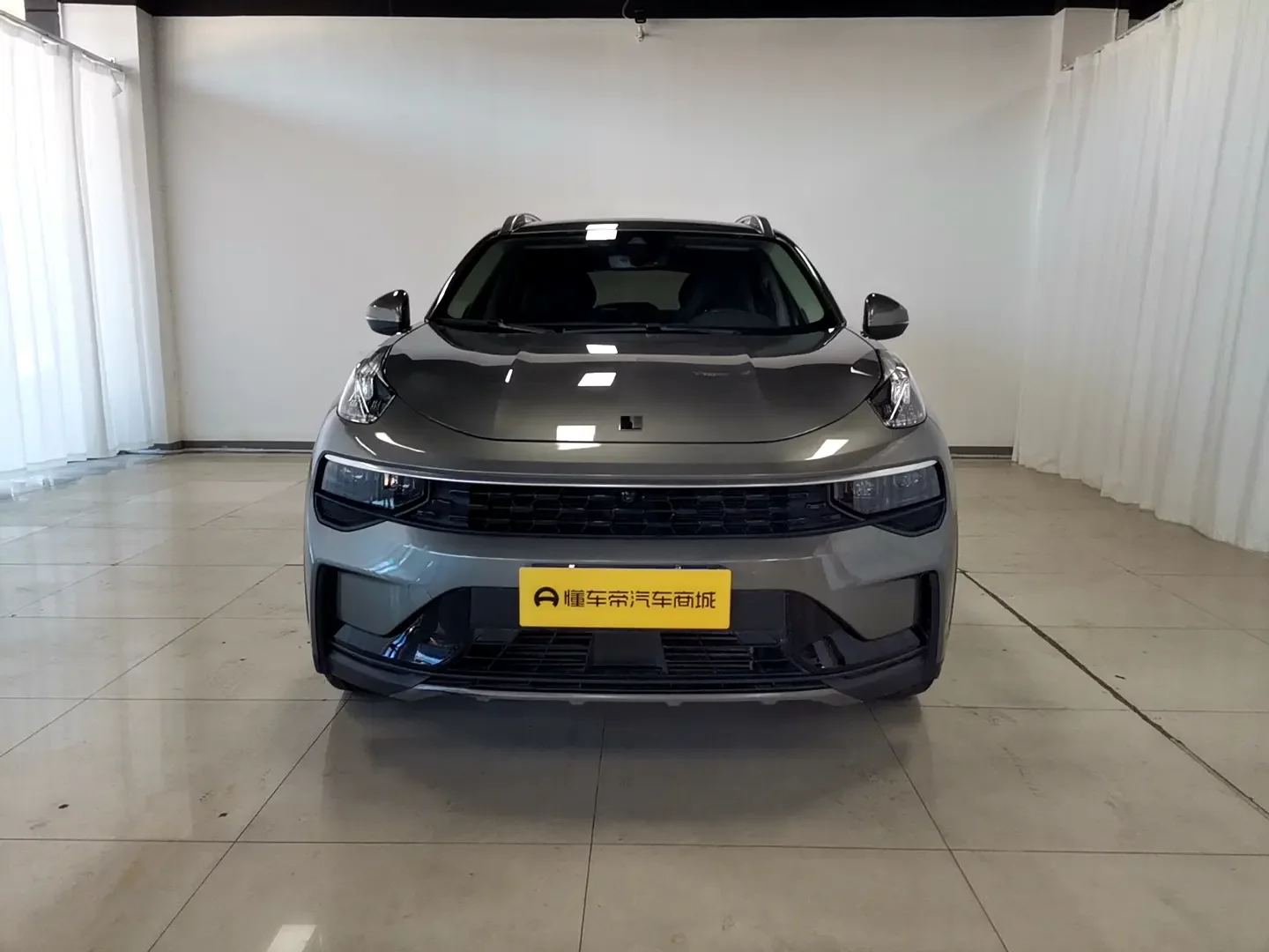 Lynk & Co 01