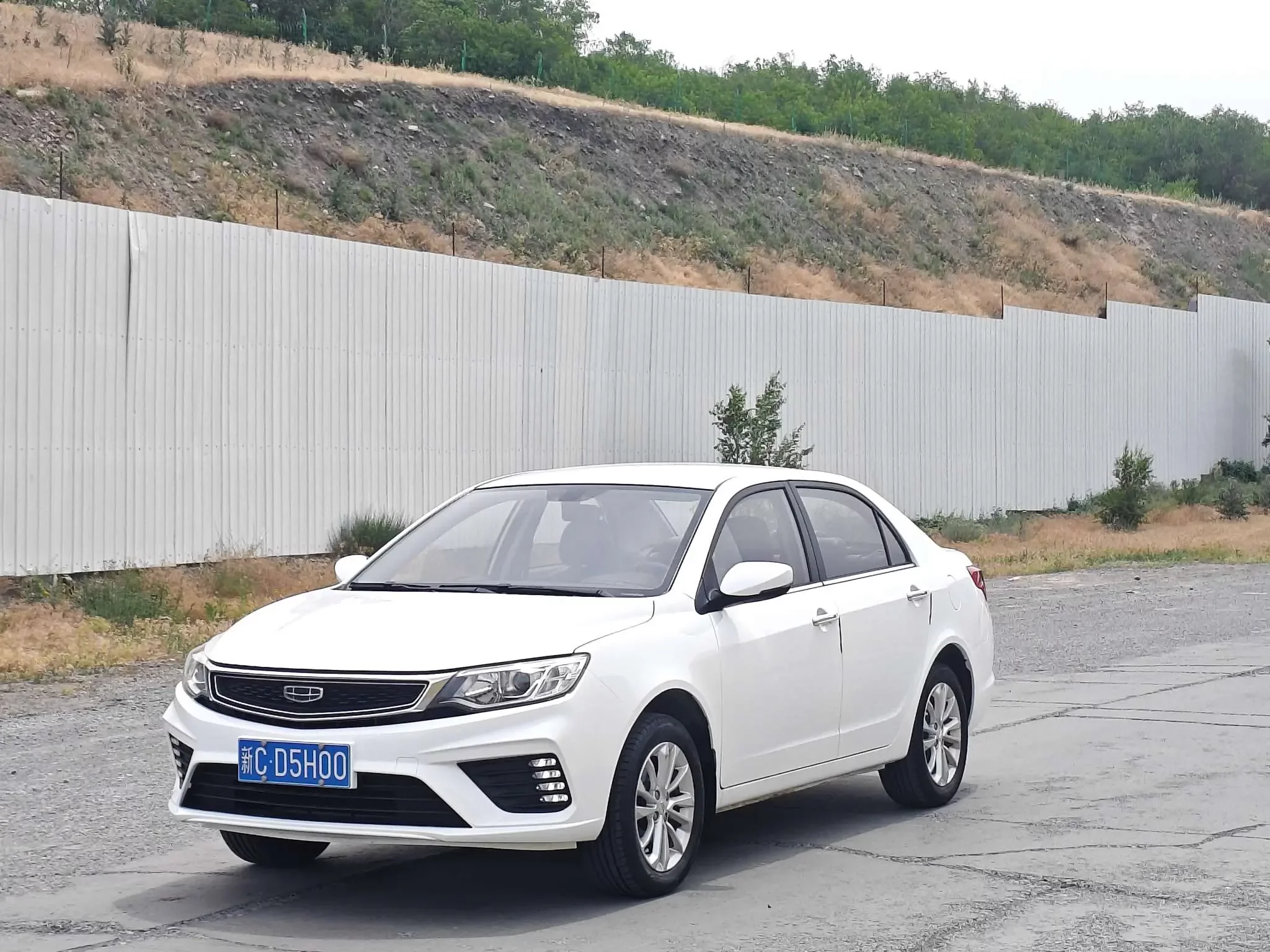 Geely Vision