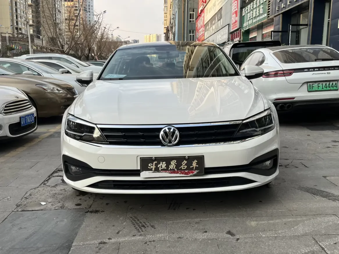 Volkswagen Lamando