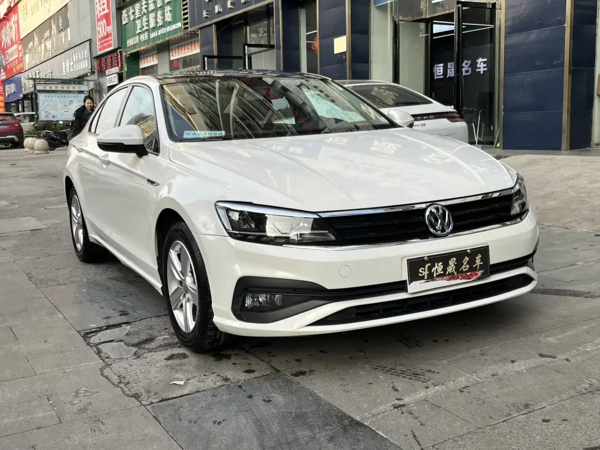 Volkswagen Lamando