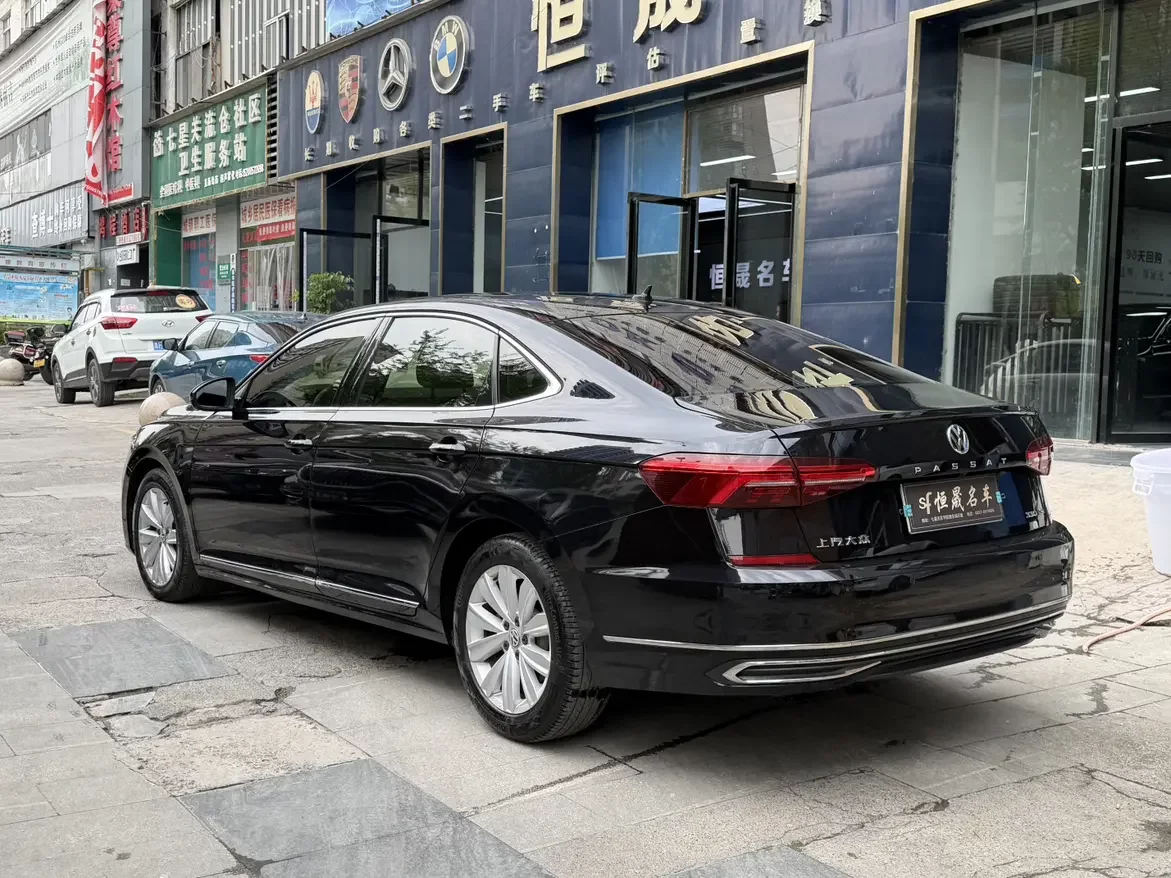 Volkswagen Passat
