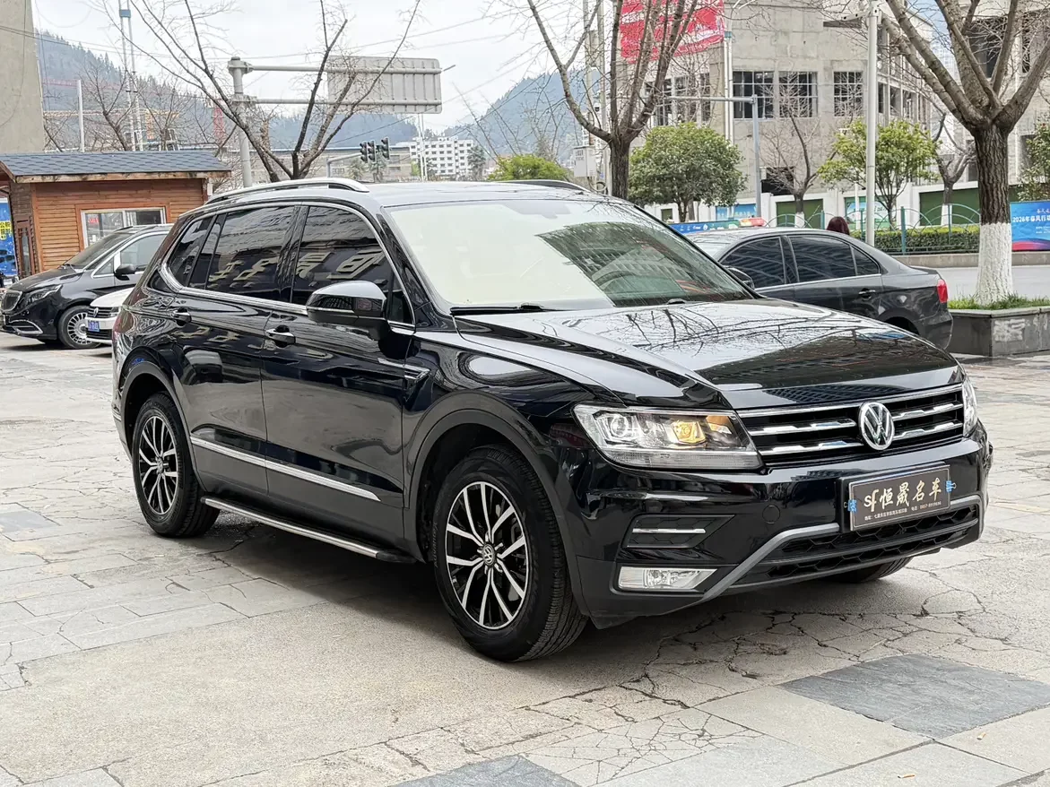 Volkswagen Tiguan L