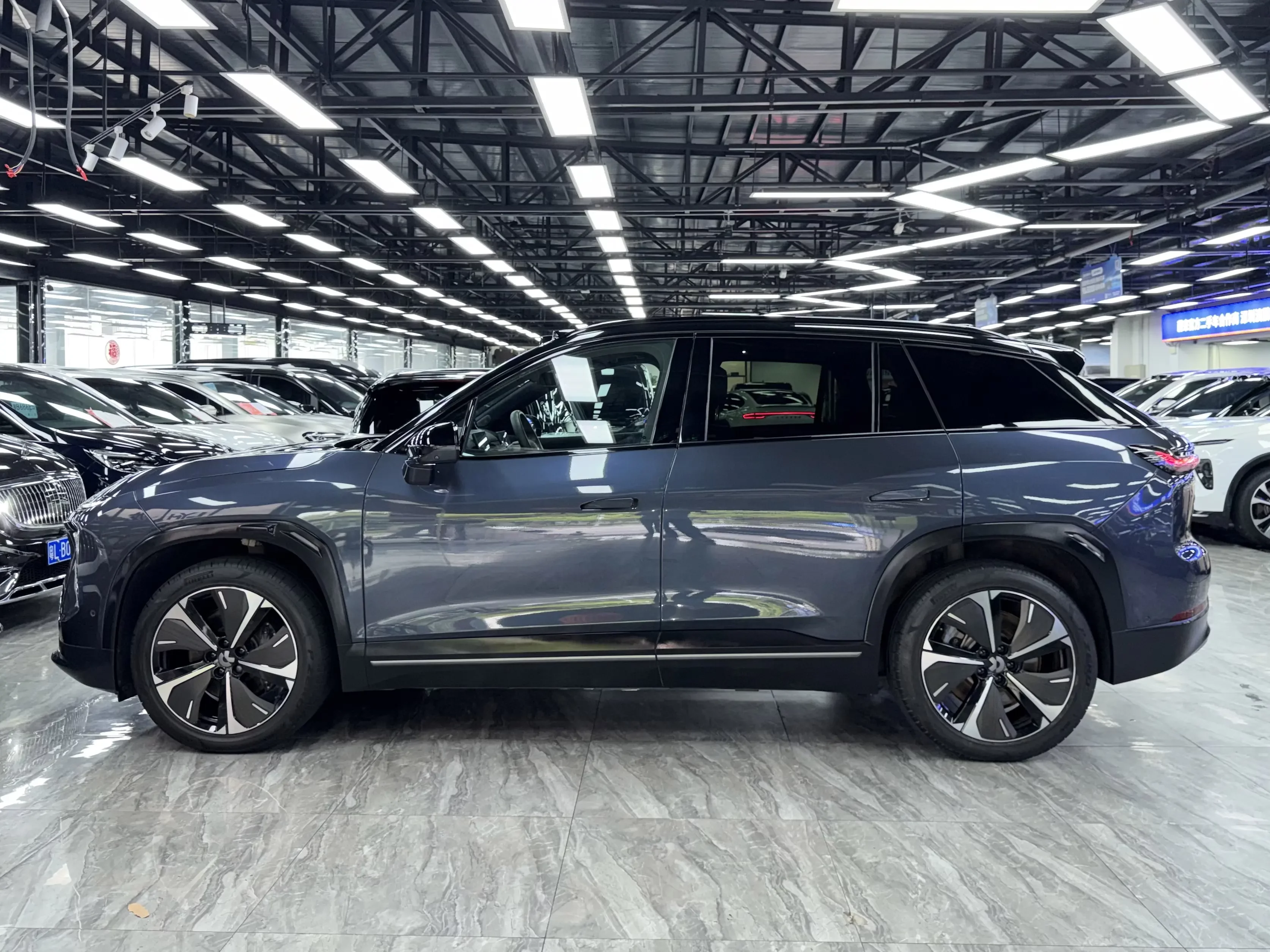 NIO ES7