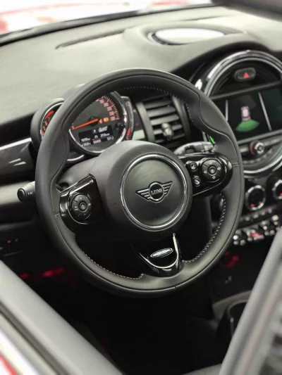 MINI 