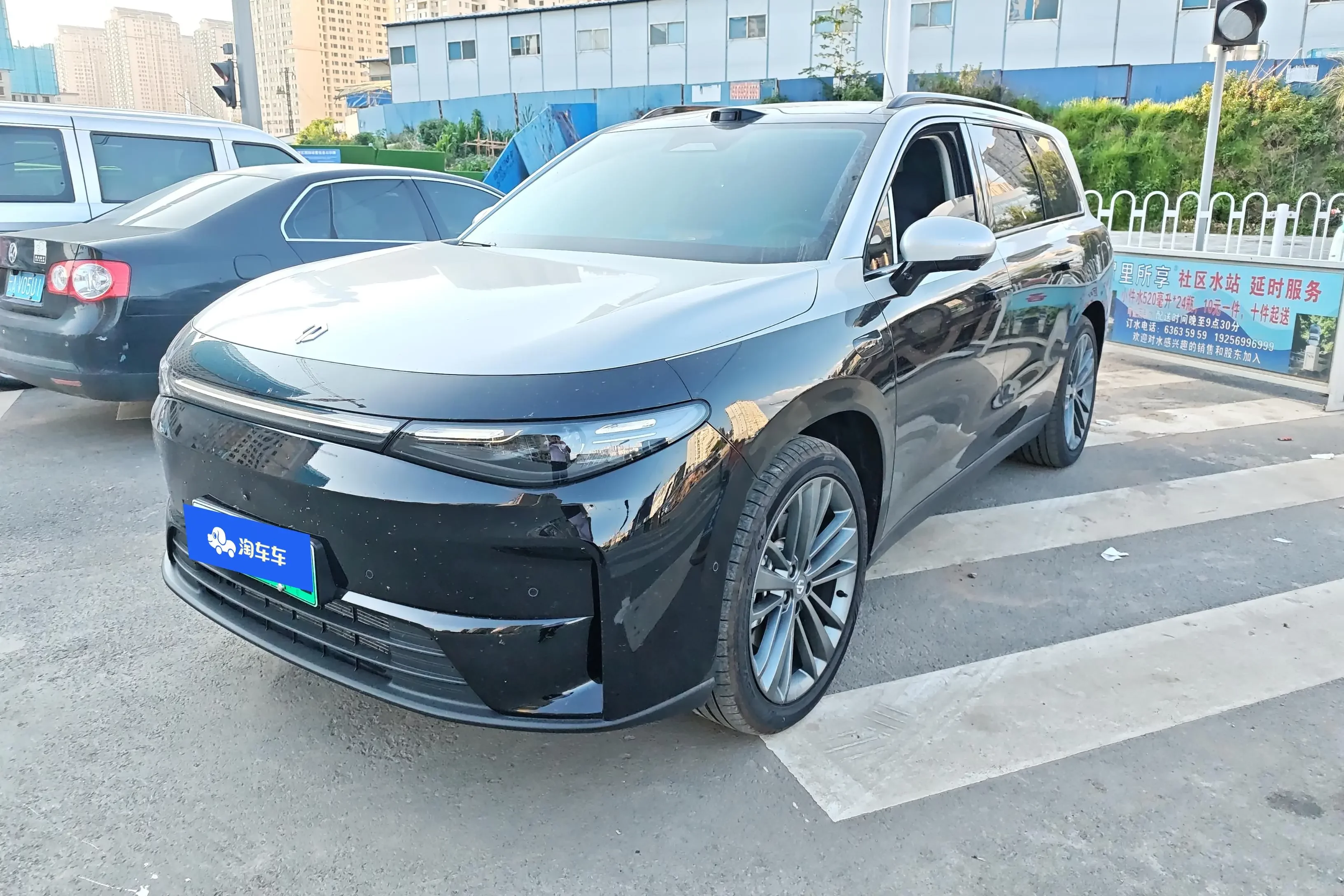Leapmotor C16