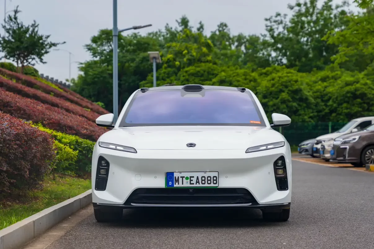 NIO ET5T