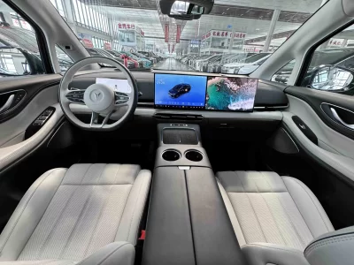 Voyah Lantu Dreamer PHEV