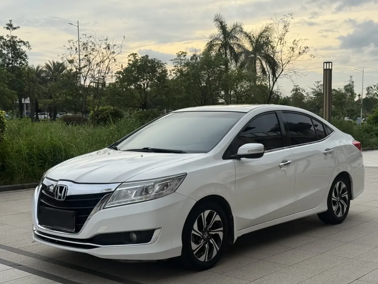 Honda Crider