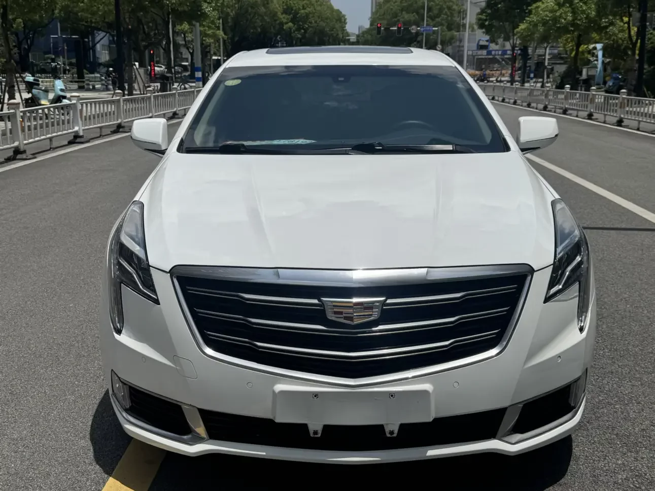 Cadillac XTS