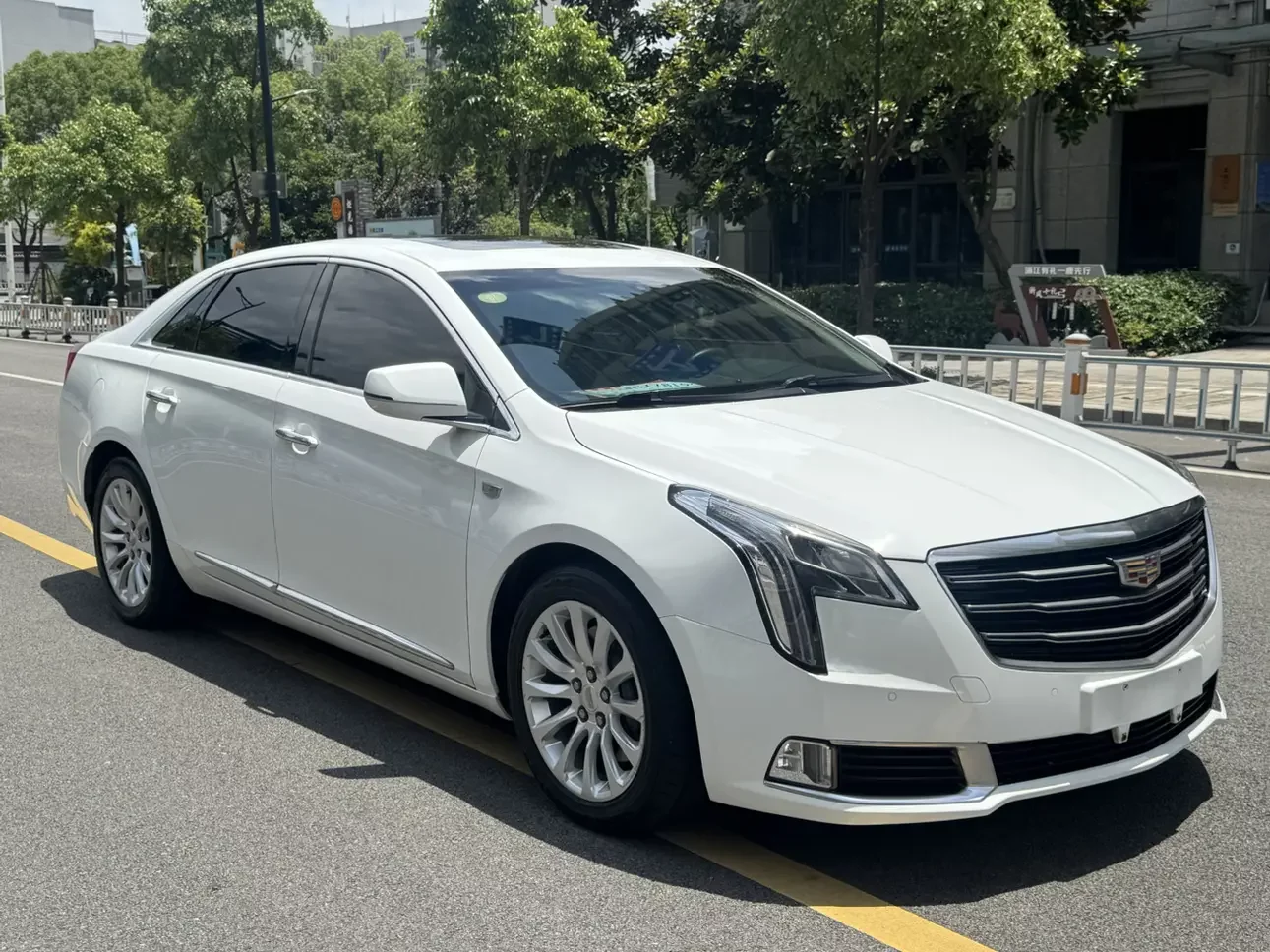 Cadillac XTS