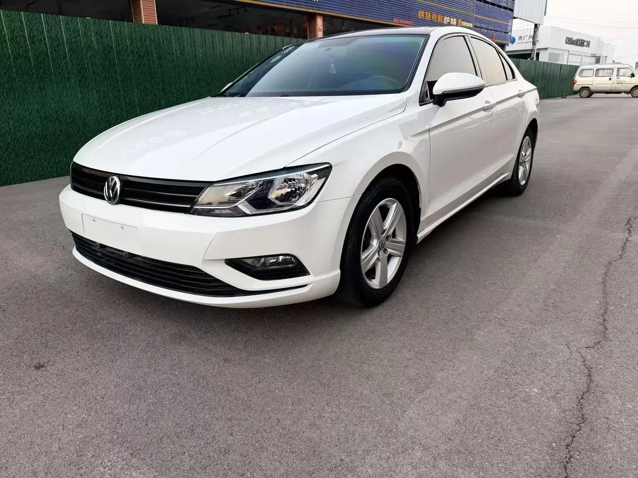 Volkswagen Lamando