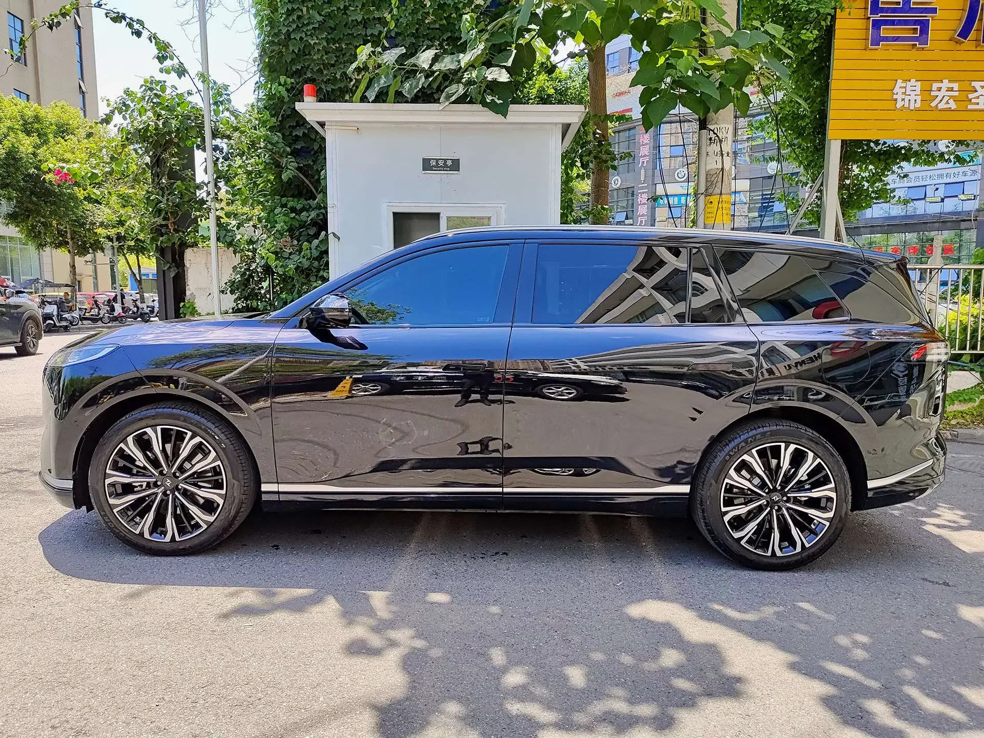 Dongfeng Yipai 008