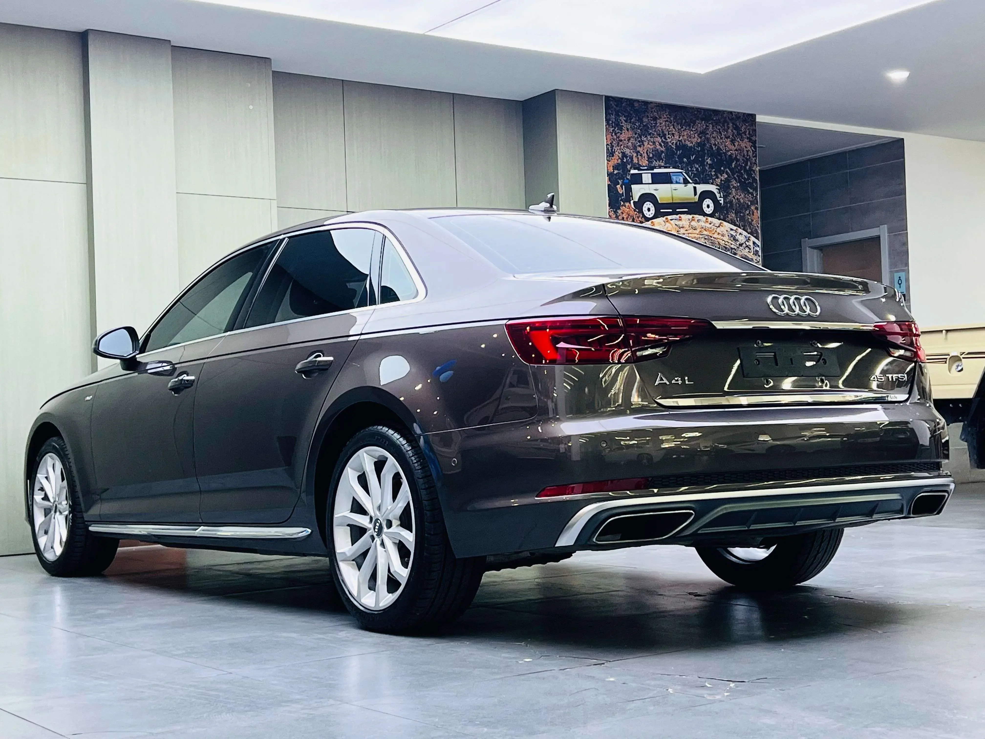 Audi A4L