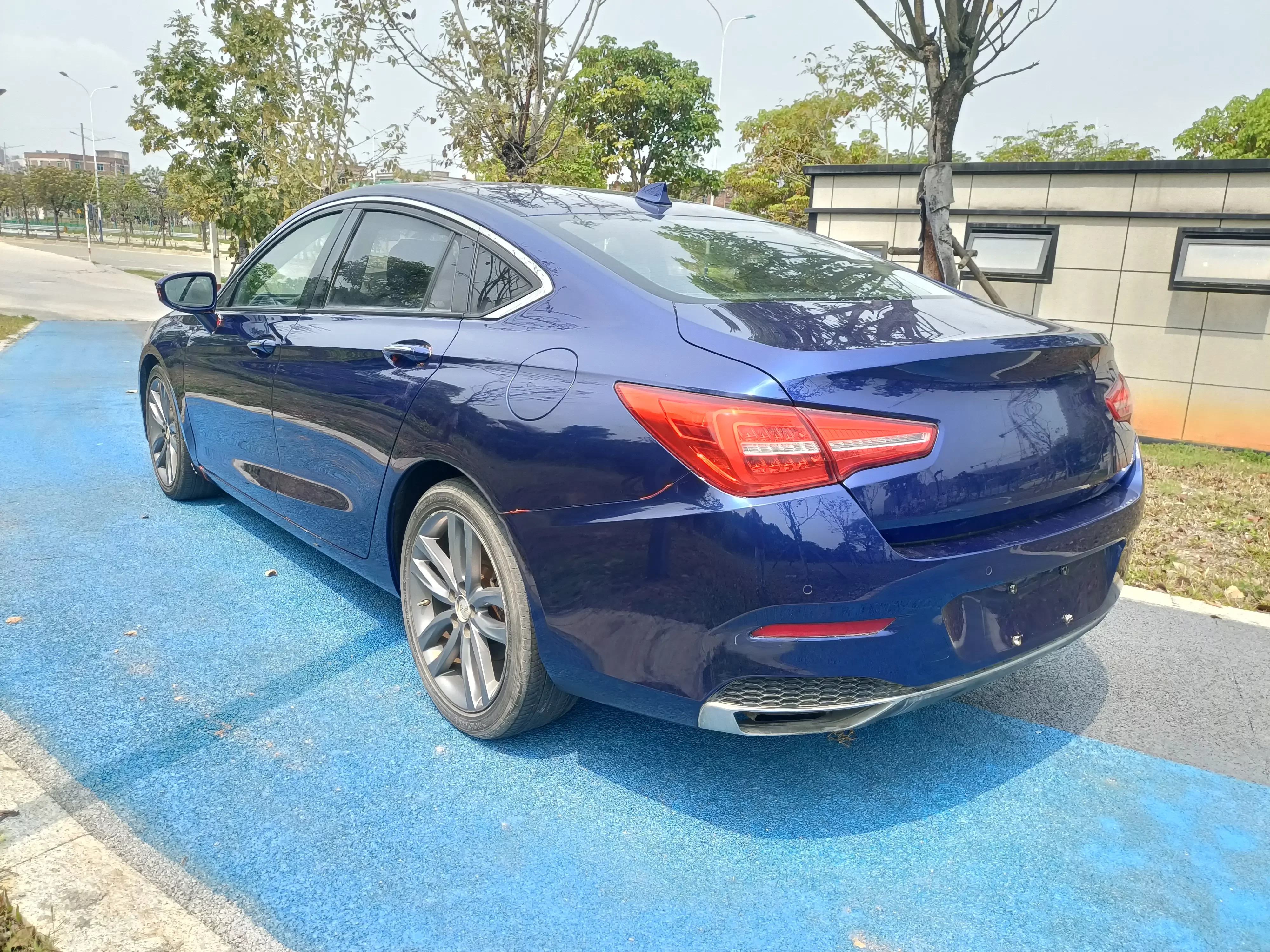 Hongqi H5 classic