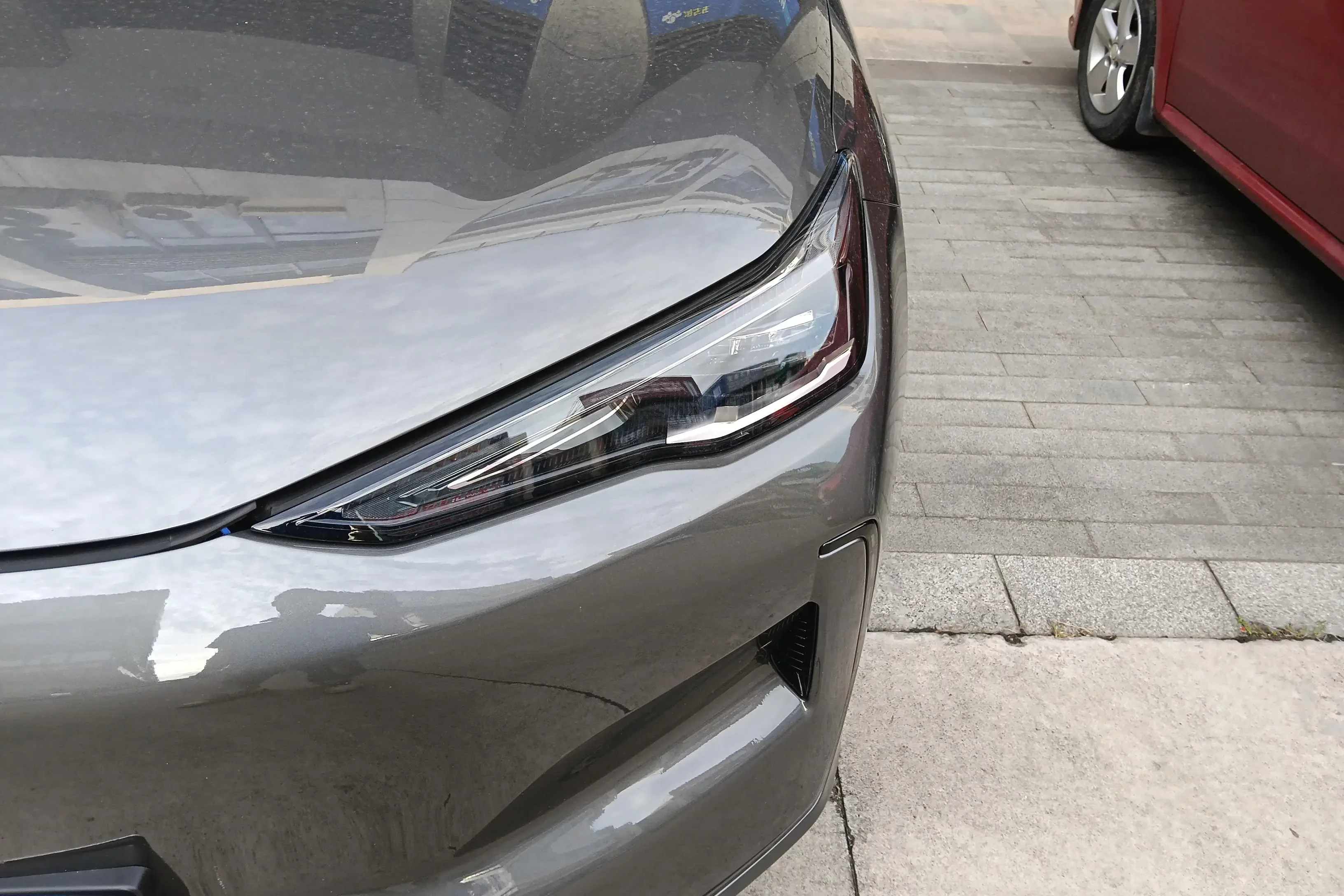 Geely Galaxy E5