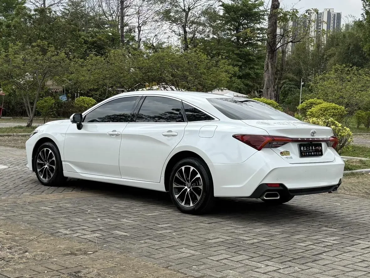Toyota Avalon
