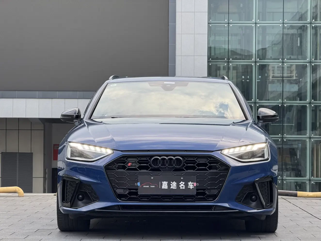 Audi S4