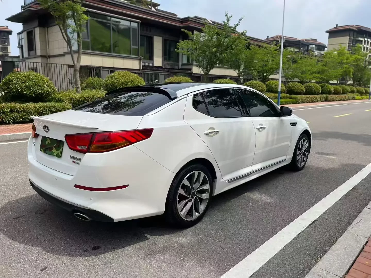 Kia K5
