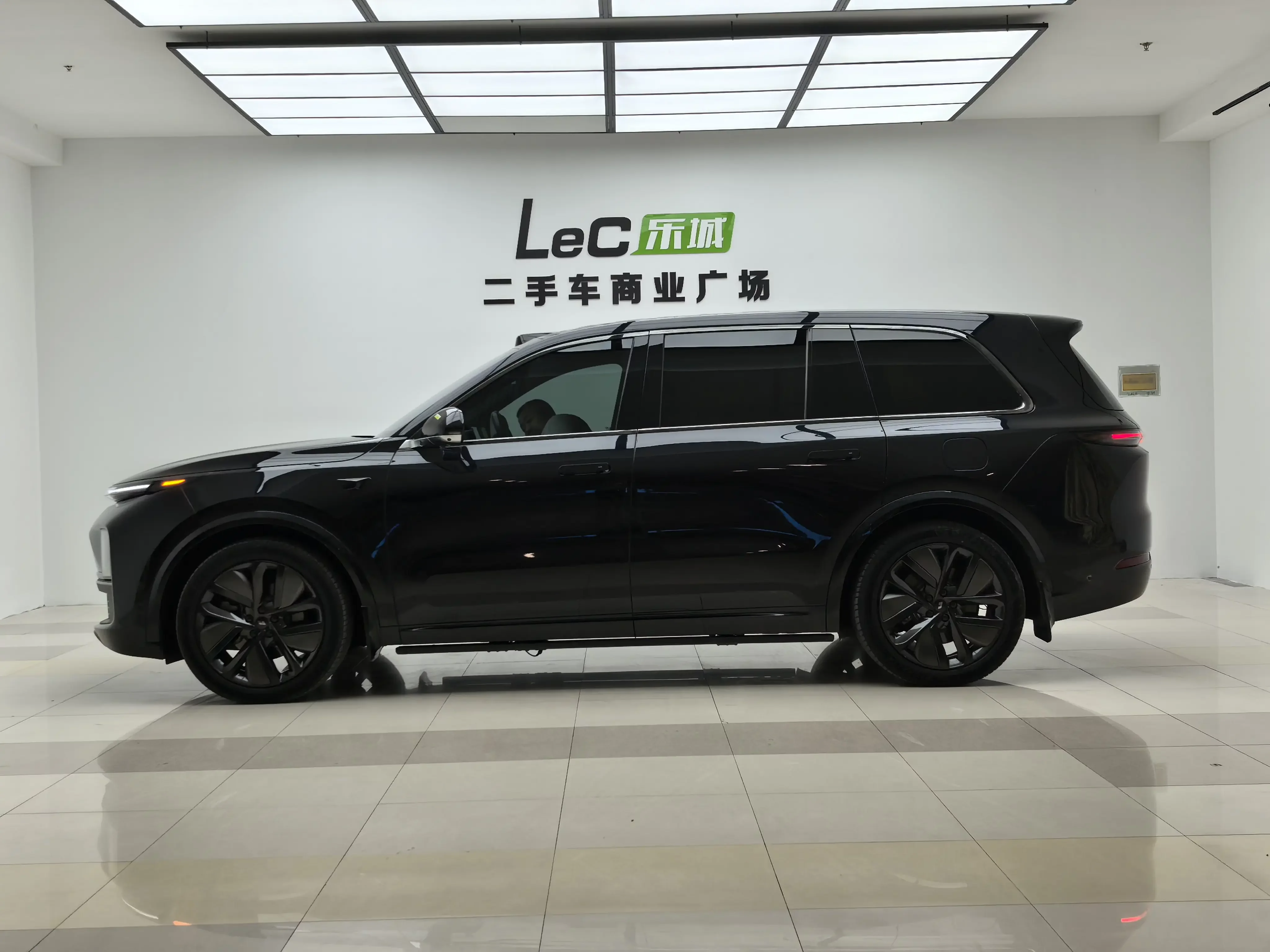 Lixiang L9