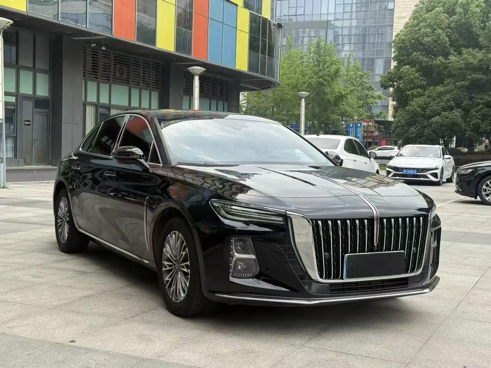 Hongqi H5