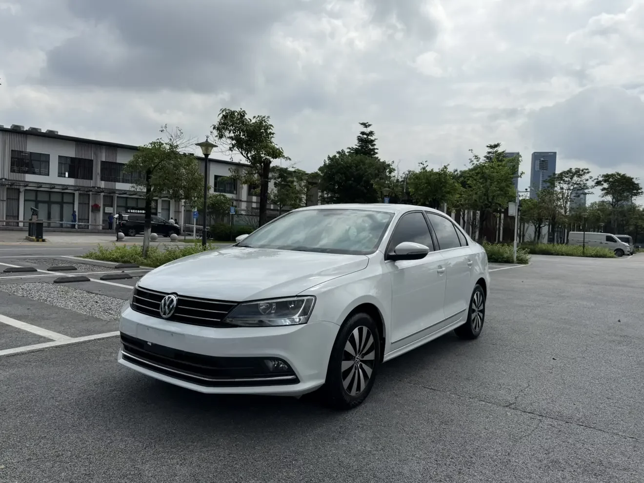 Volkswagen Sagitar