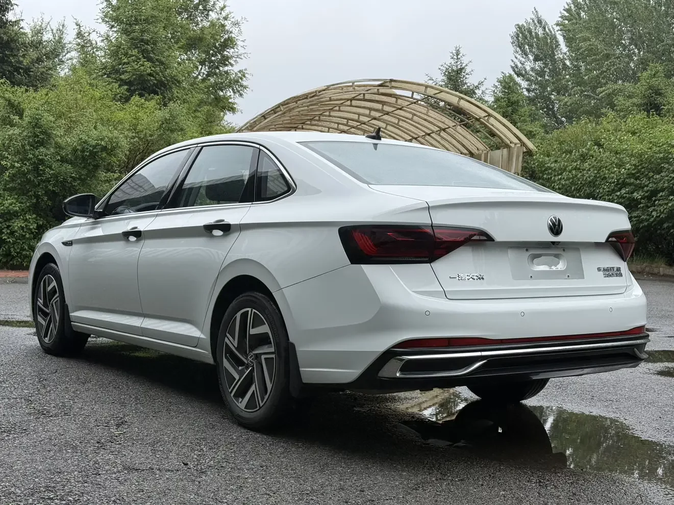 Volkswagen Sagitar