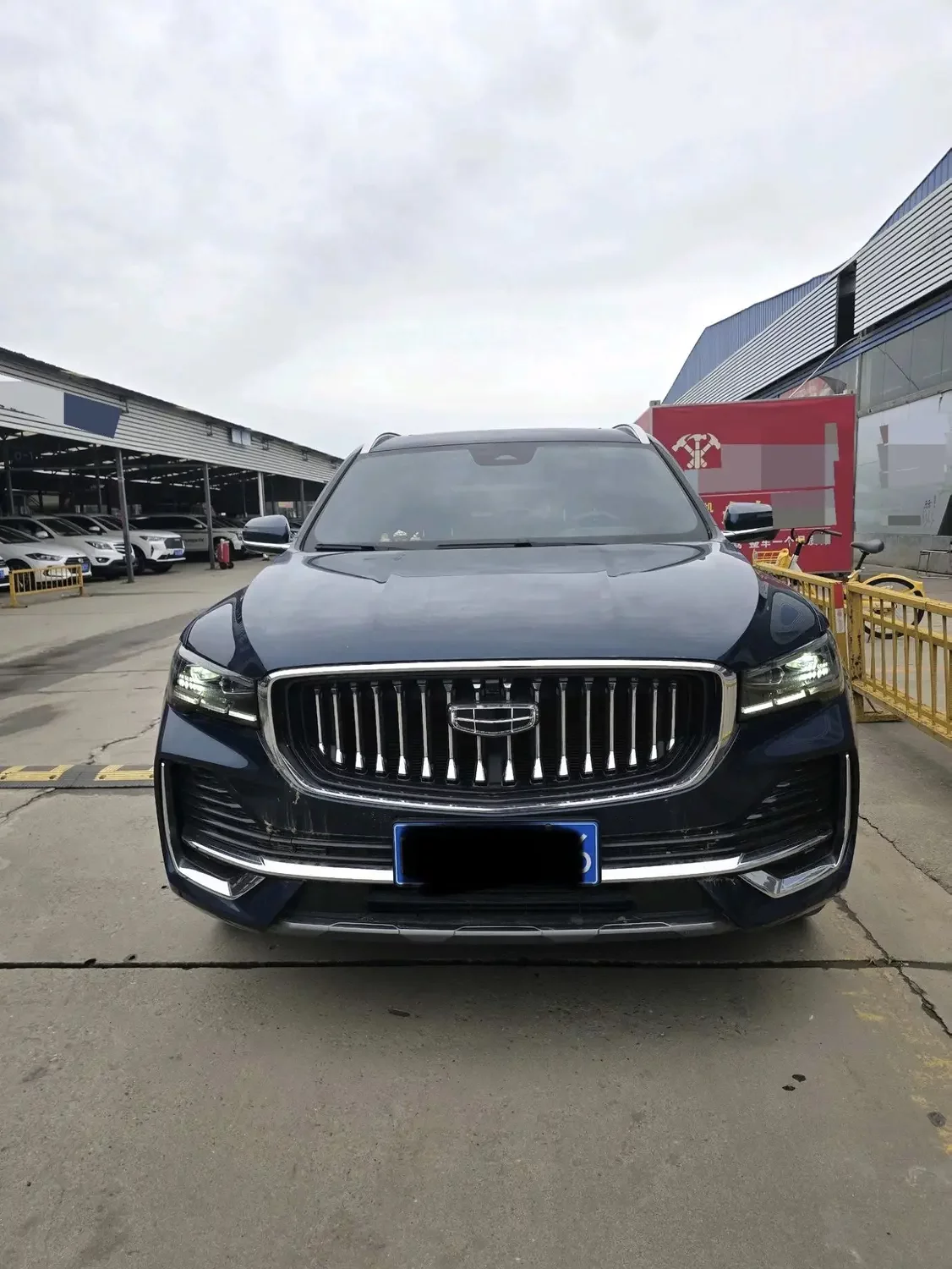 Geely Monjaro (Xingyue L)  из Китая