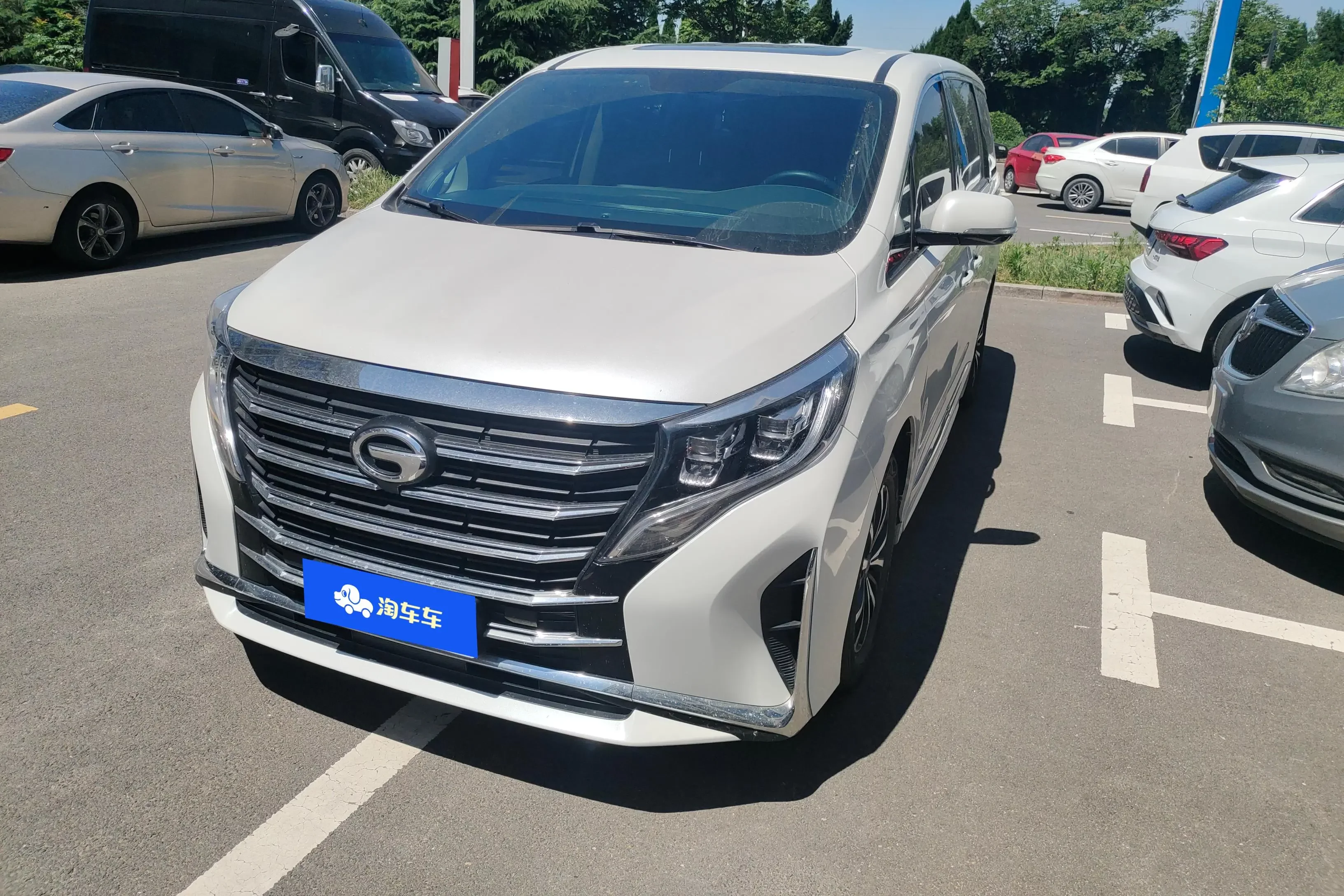 GAC Trumpchi M8