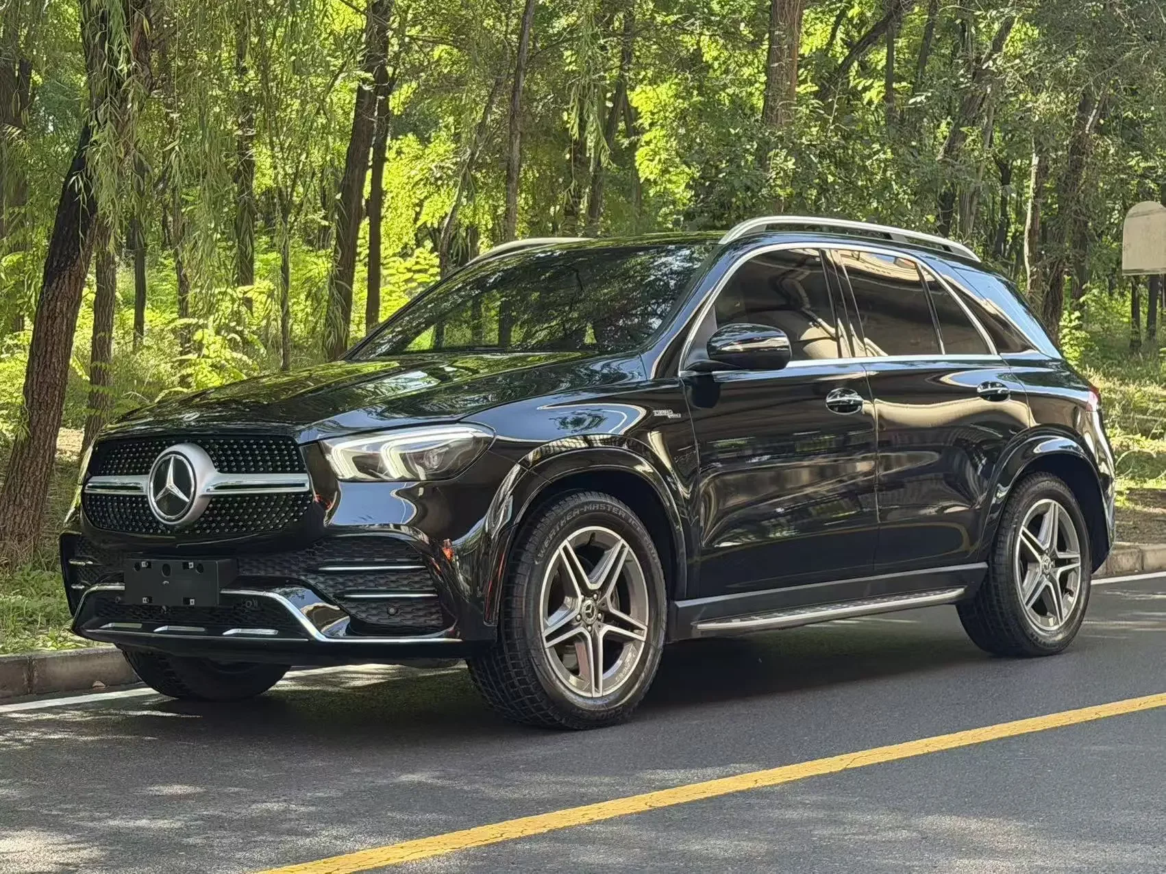 Mercedes-Benz GLE (Imported)