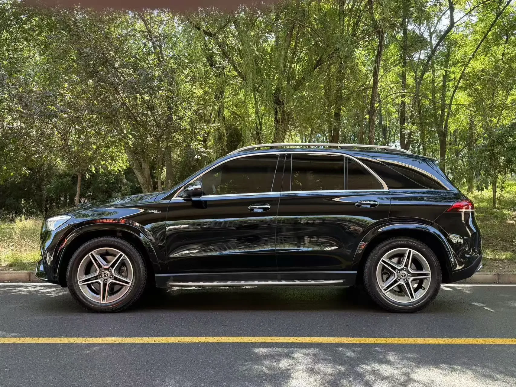 Mercedes-Benz GLE (Imported)