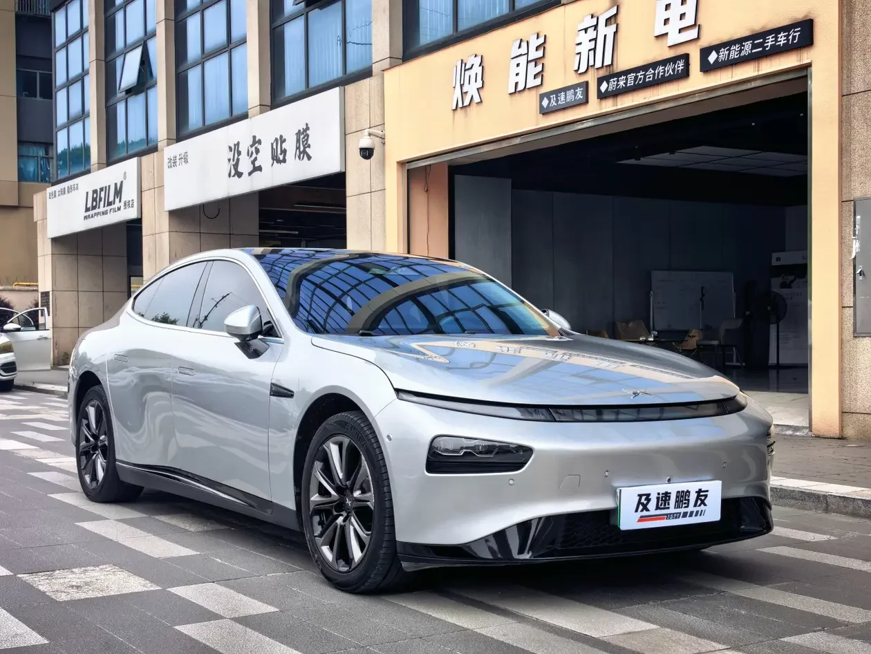 Xpeng P7