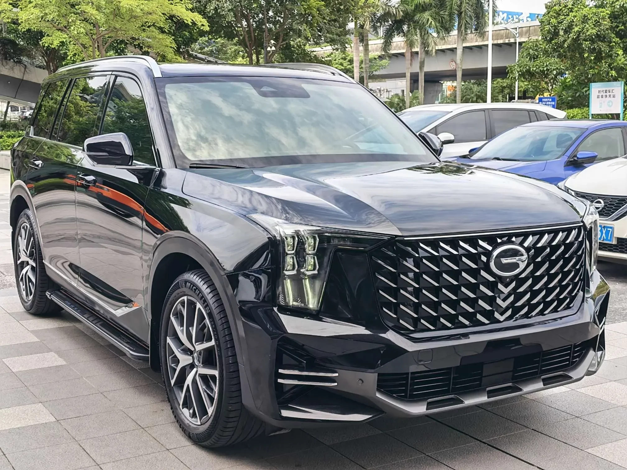 GAC Trumpchi GS8