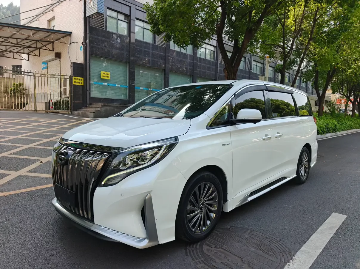 GAC Trumpchi M8