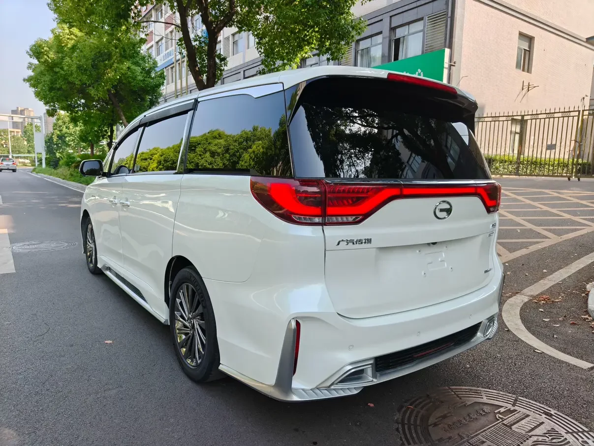 GAC Trumpchi M8