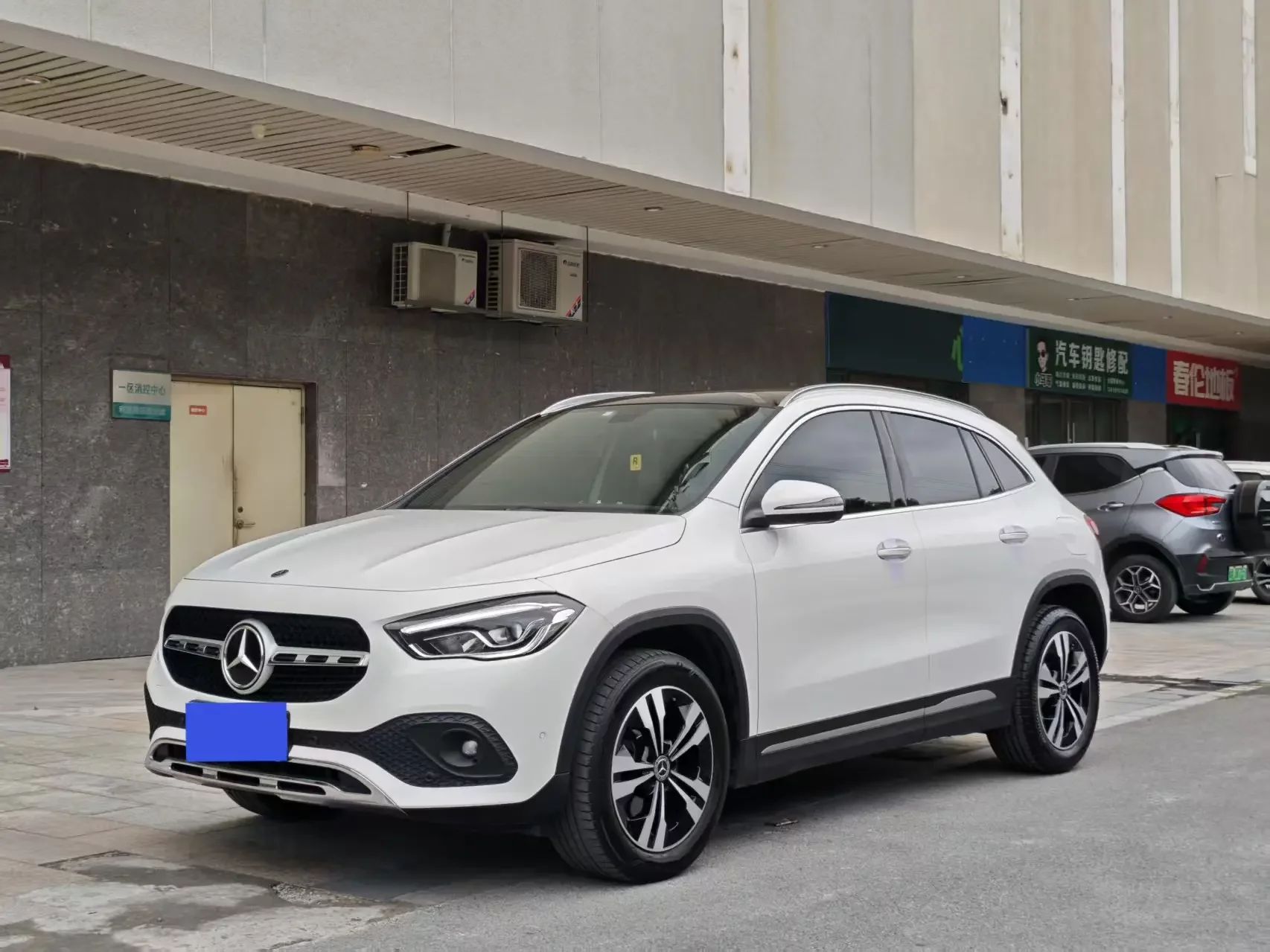 Mercedes-Benz GLA