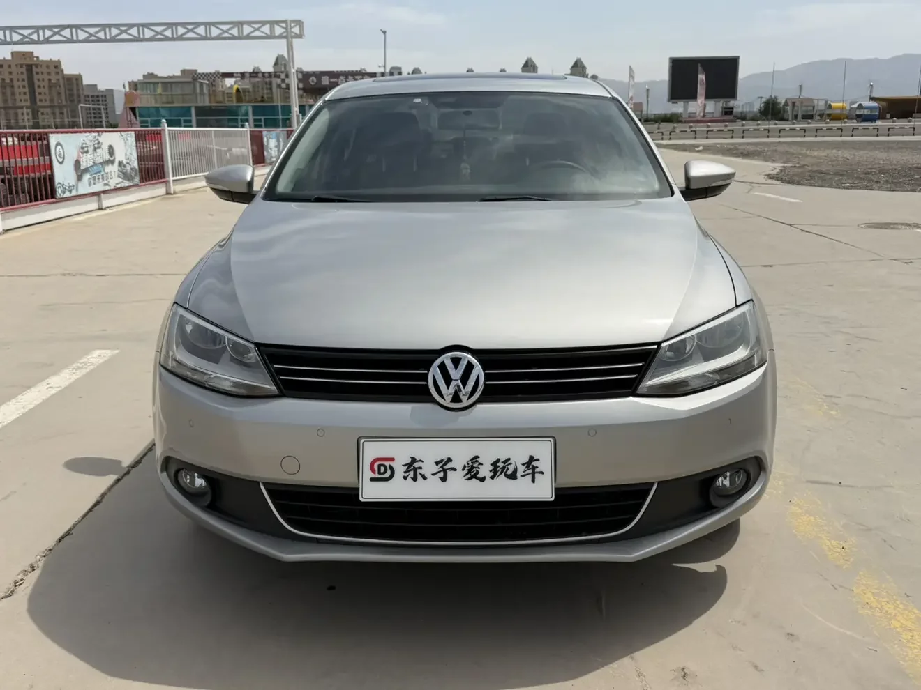 Volkswagen Sagitar