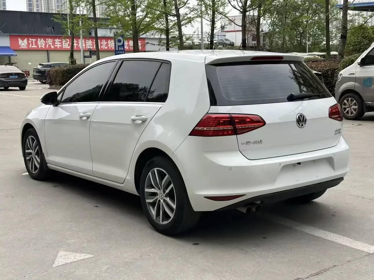 Volkswagen golf