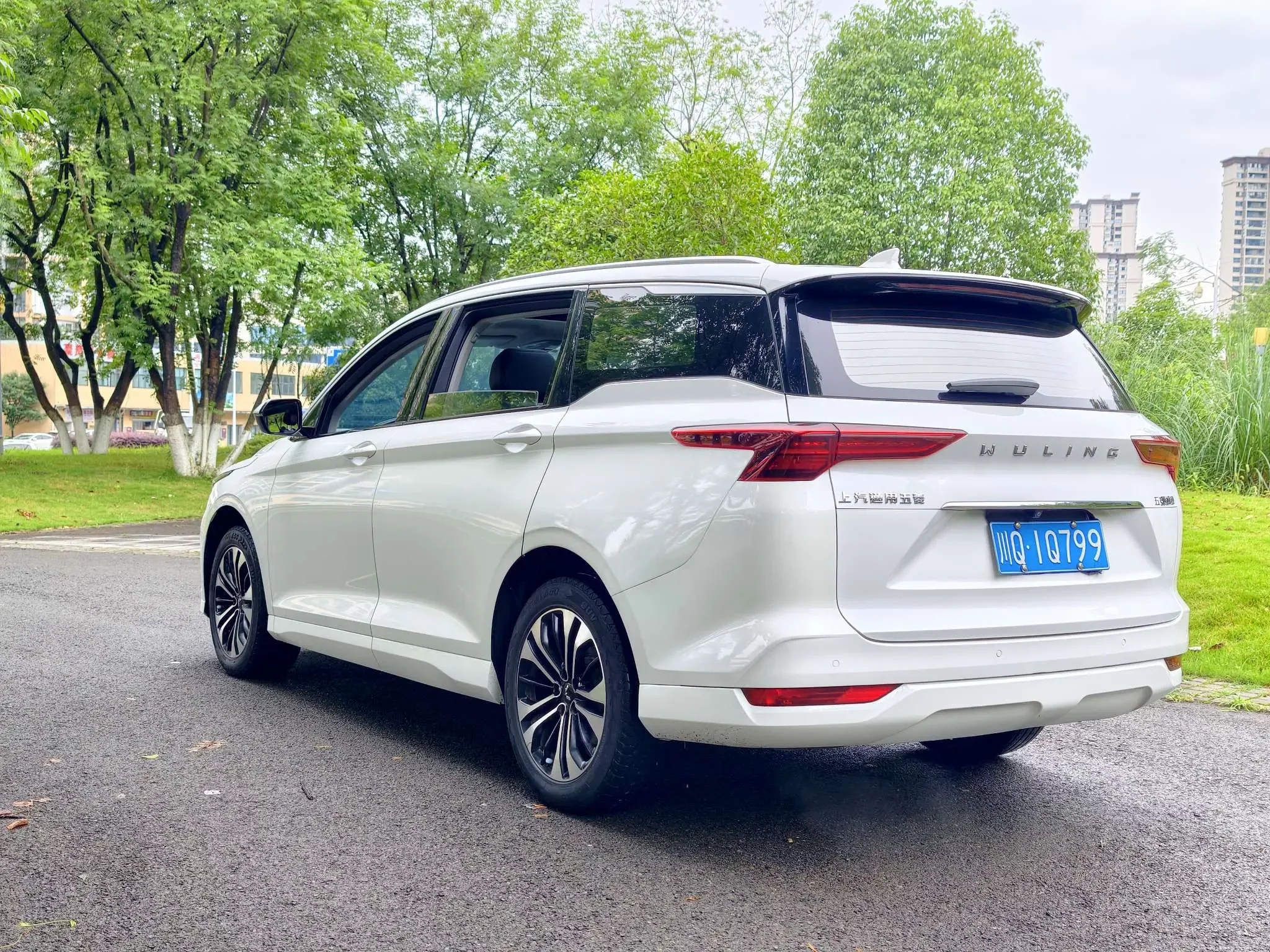 Wuling Capgemini Victory