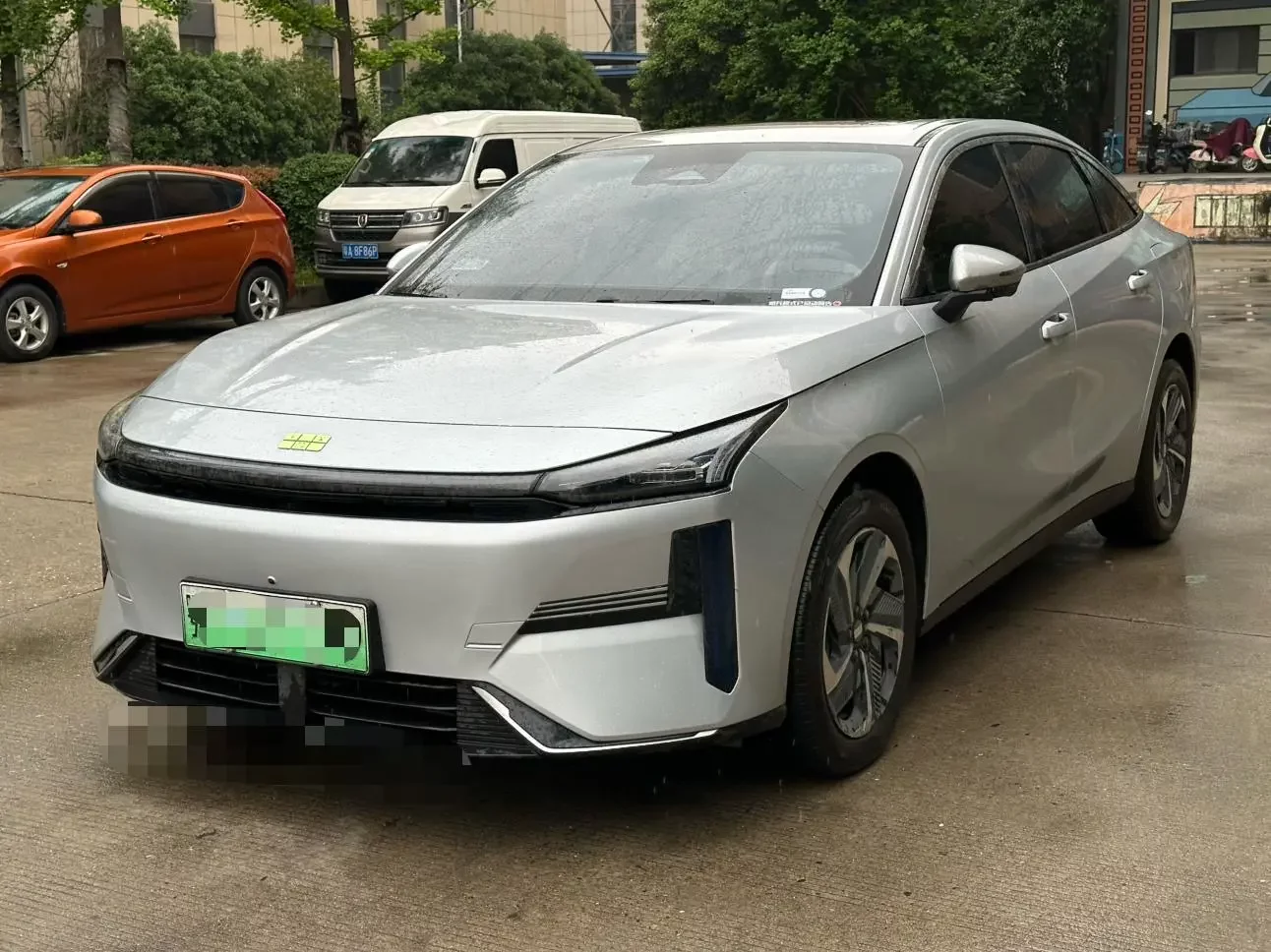 Geely Galaxy L6