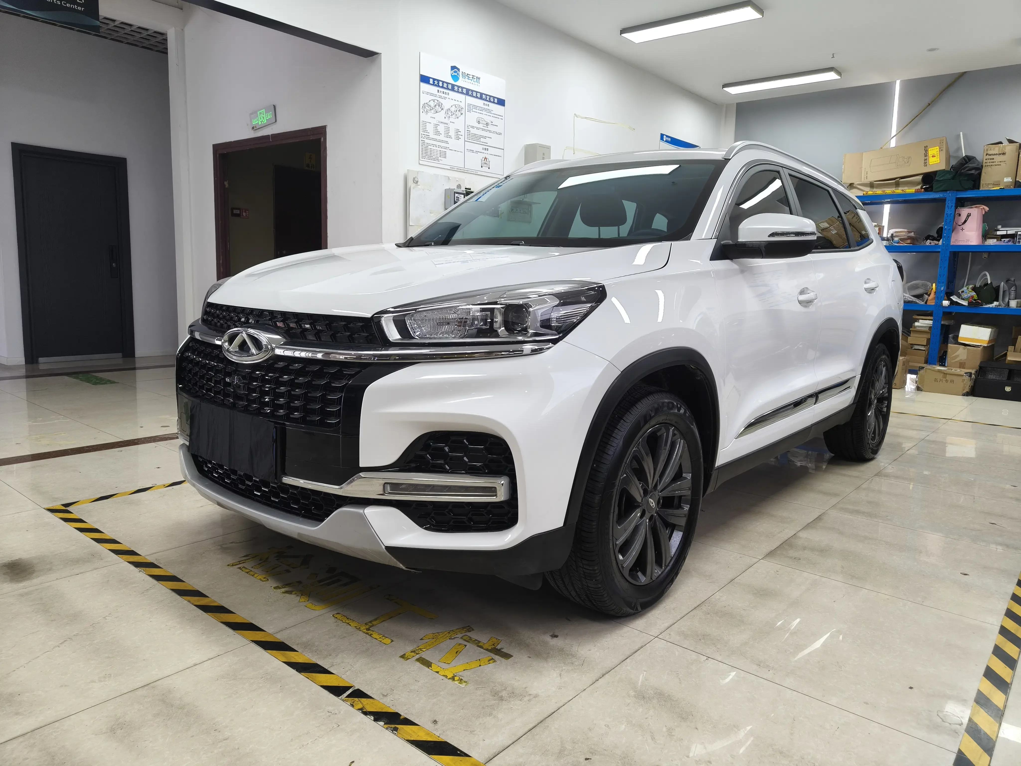 Chery Tiggo 8