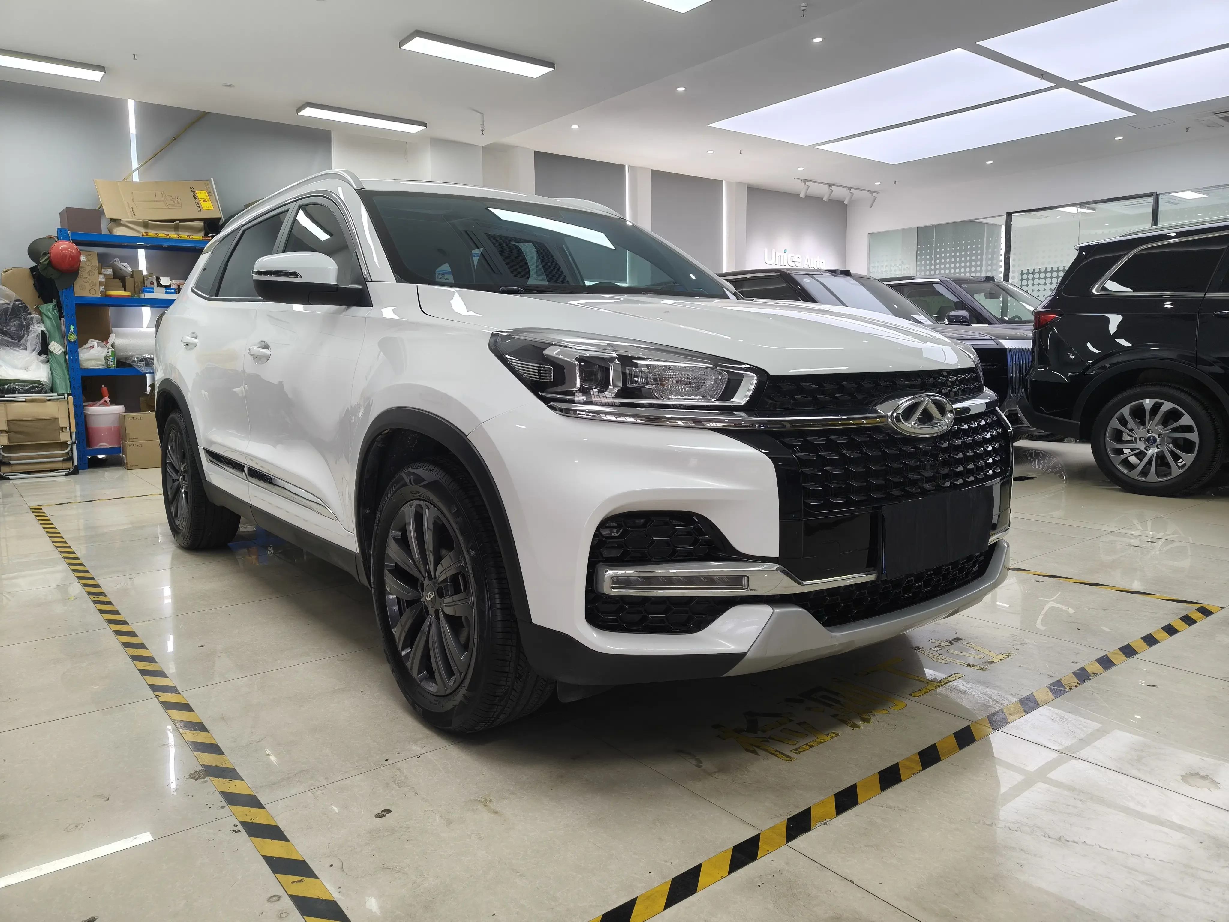 Chery Tiggo 8