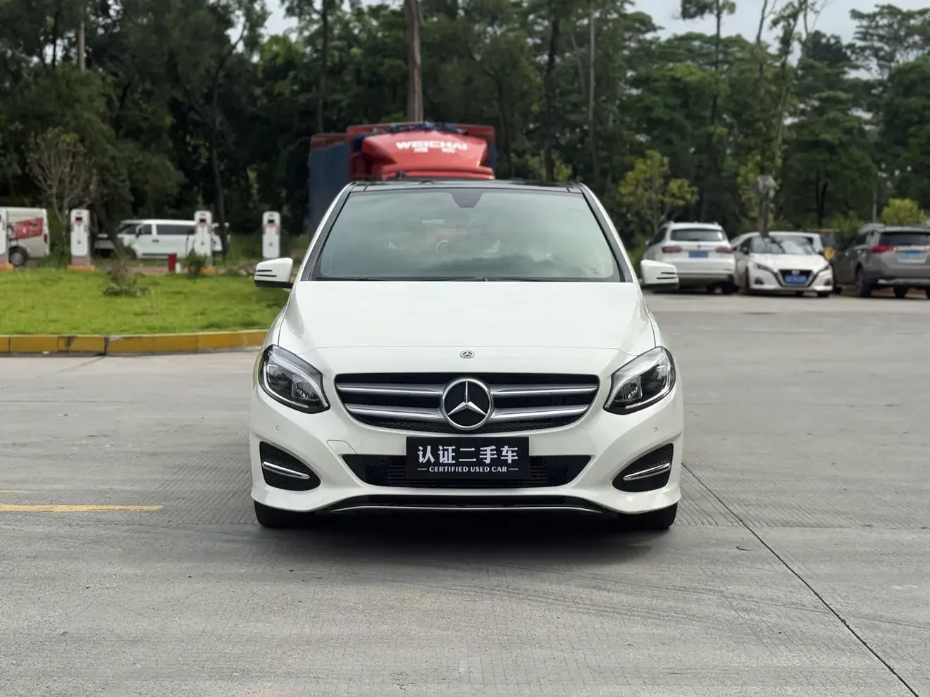 Mercedes-Benz B Class