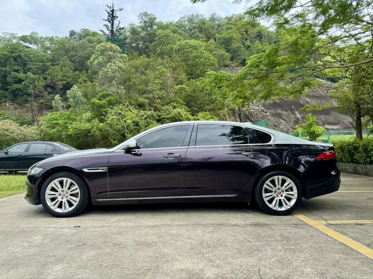 Jaguar XFL