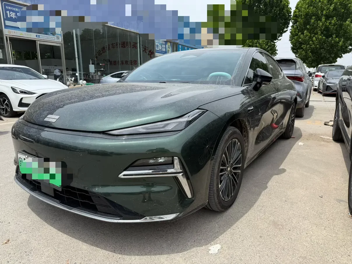 Geely Galaxy Star 8 PHEV