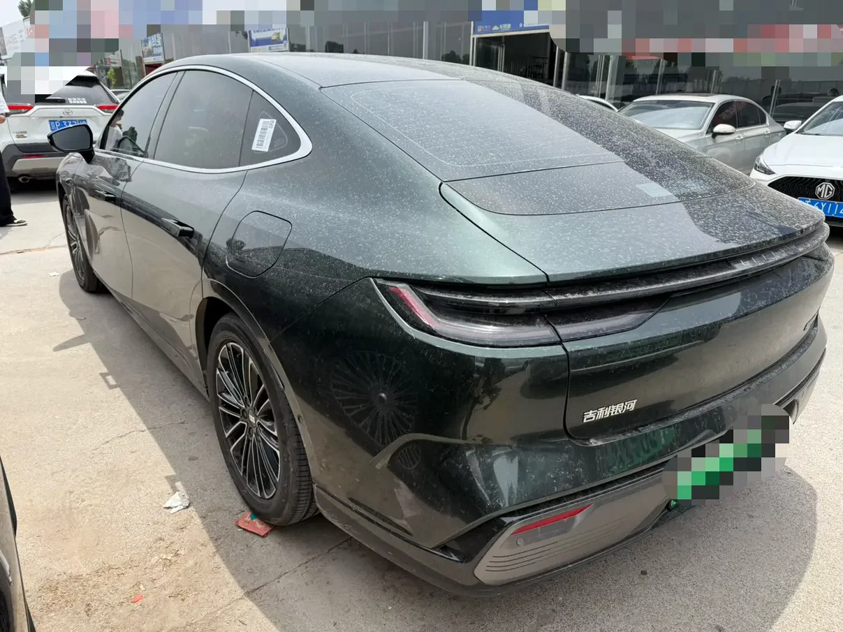 Geely Galaxy Star 8 PHEV