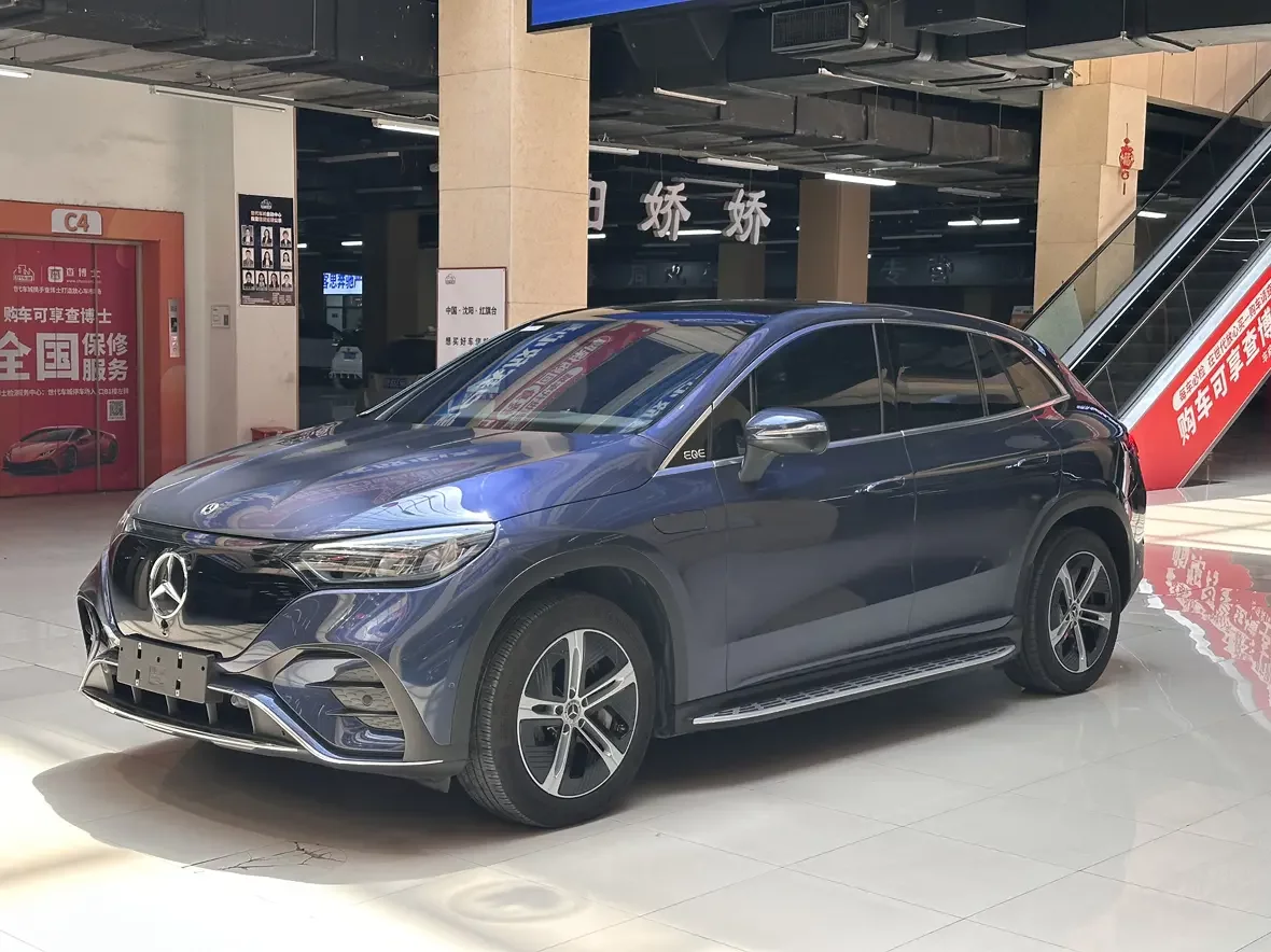 Mercedes-Benz EQE SUV
