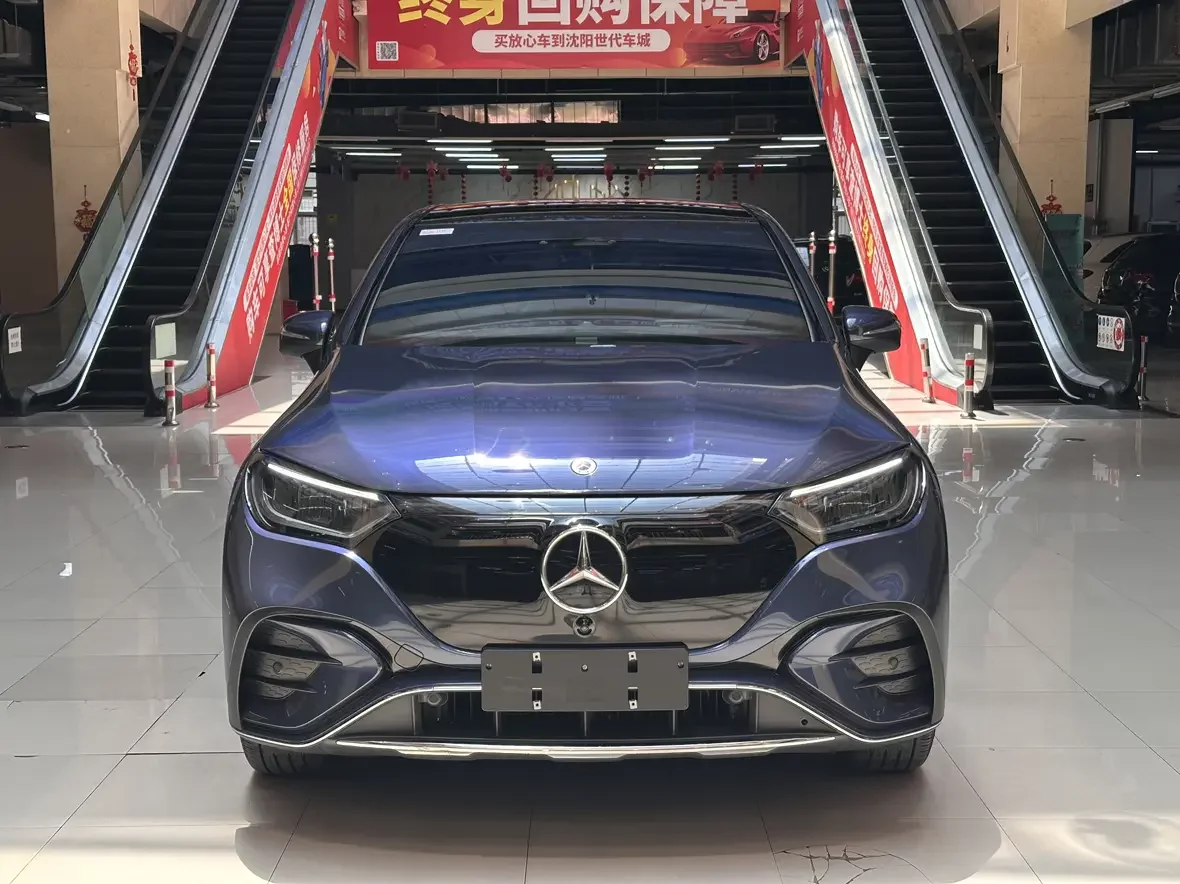 Mercedes-Benz EQE SUV